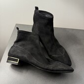 Zara ботільйони