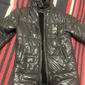 Зимова куртка на хлопчика в гарному стані