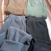 В лоте черные /Теплые спортивные штаны унисекс не кашлатятся