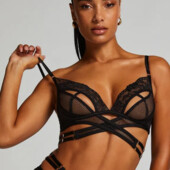 Арт.164 гарний звабливий бюстгальтер від hunkemoller євро розмір XS.