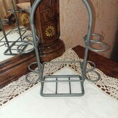 Металева підставка для бутилки і рюмок
