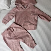 Костюм Gap на 6-12 мес