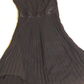 Чорна сукня пліссе