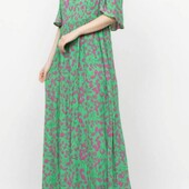 Плюс сайз яскрава віскозна сукня з прінтом