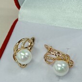 Великолепные серьги с жемчугом и фианитами. Позолота 585 пробы 18К.