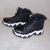 Шкіряні черевики р.37.
