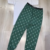 В ідеалі як новий.Комплект для дому та сну ,розмір М.