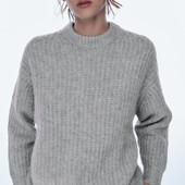 М’який трикотажний светр оверсайз з вовною zara