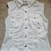 Лёгкая безрукавка, шведка, блузка на девушку