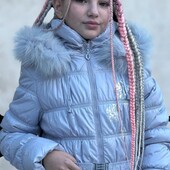 Гарна тепла куртка в наявності 146розмір