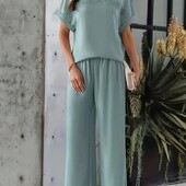 Эффектный, легкий, стильный костюм с брюками , р. s, наш 42-46