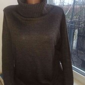 Фірмовий светрик - гольф, розмір L