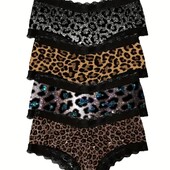 4 штуки гарних трусиків на стегна 106-112 см.