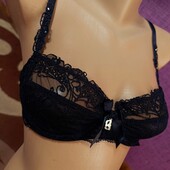 Гарний мереживний бюстгальтер Lise charmal р. 34/75В