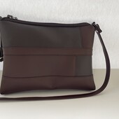 Жіноча сумка через плече в коричневому тоні