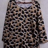 Женская трикотажная кофточка отличного качества