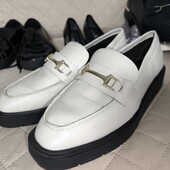 Next uk6 39p фірмові світлі лофери