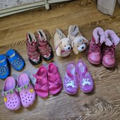 Лот взуття для дівчинки! Чобітки, тапки, крокси 27-28р