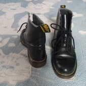 Dr Martens airwair