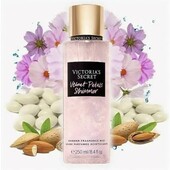 Парфумований спрей для тіла Victoria's Secret Velvet Petals Shimmer