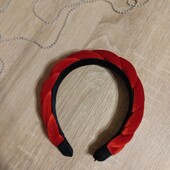 Гарний червоний обруч-коса, широкий
