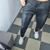 Теплые джоггеры эко-кожа размер на выбор