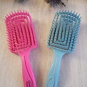 Масажна щітка лабіринт. колір на вибір