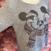 серый вязаный свитер с круглым вырезом Disney Parks (М) с изображением Микки и Минни Маус