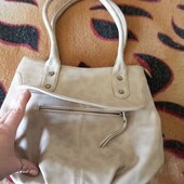 Сумка об'ємна бежева. Сумка обьемная бежевая. заміри на фото фото з усіх сторін