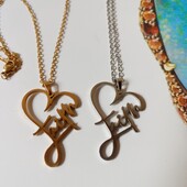 Ланцюжок і підвіска серце з написом faith, віра. Медсталь