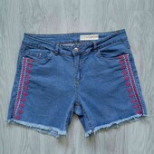 Esmara брендовые стильные джинсовые шорты сбоку вышивка размер М L евро 42