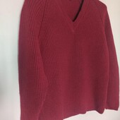 Вовняний пуловер в кольорі бургунді