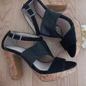 Босоніжки жіночі 39 розмір устілка 25