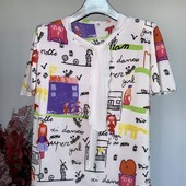 Стильна футболка з легкої і приємної тканини.