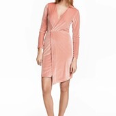 Шикарное пудровое платье к новому году от h&m 40р