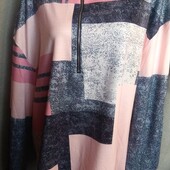 Интеесная кофточка с принтом,большого размера