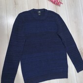 У відмінному стані светр розмір S.