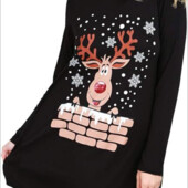 Женское платье-трапеция с рождественскими оленями и снежинками