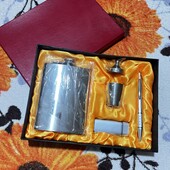 Чоловічий подарунковий набір фляга