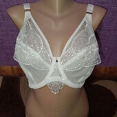 Дуже гарно Elomi р. 32НН/70L