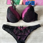 Красивый комплект с пушап 75c