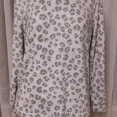 Симпатичний тонкий світшот