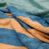 Махровий якісний пухнастий об'ємний рушник Сауна у хорошому стані 150*90