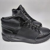 Зимові шкіряні кросівки хайтопи черевики 42р 28см ботинки зима на хутрі