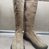 Демісезонні чоботи жіночі