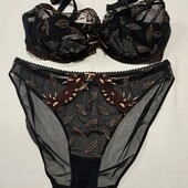 Жіночий комплект р14 чудовий стан