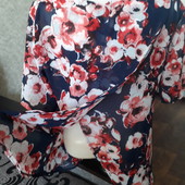 Новая невисомая блуза 44-46