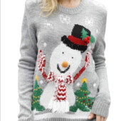 Свитер с новогодним рисунком.размер S