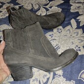 37р indigo, M&S сірі замшеві челсі