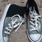 Фірмові кеди